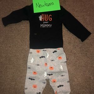 Halloween themed outfit Hug your mummy